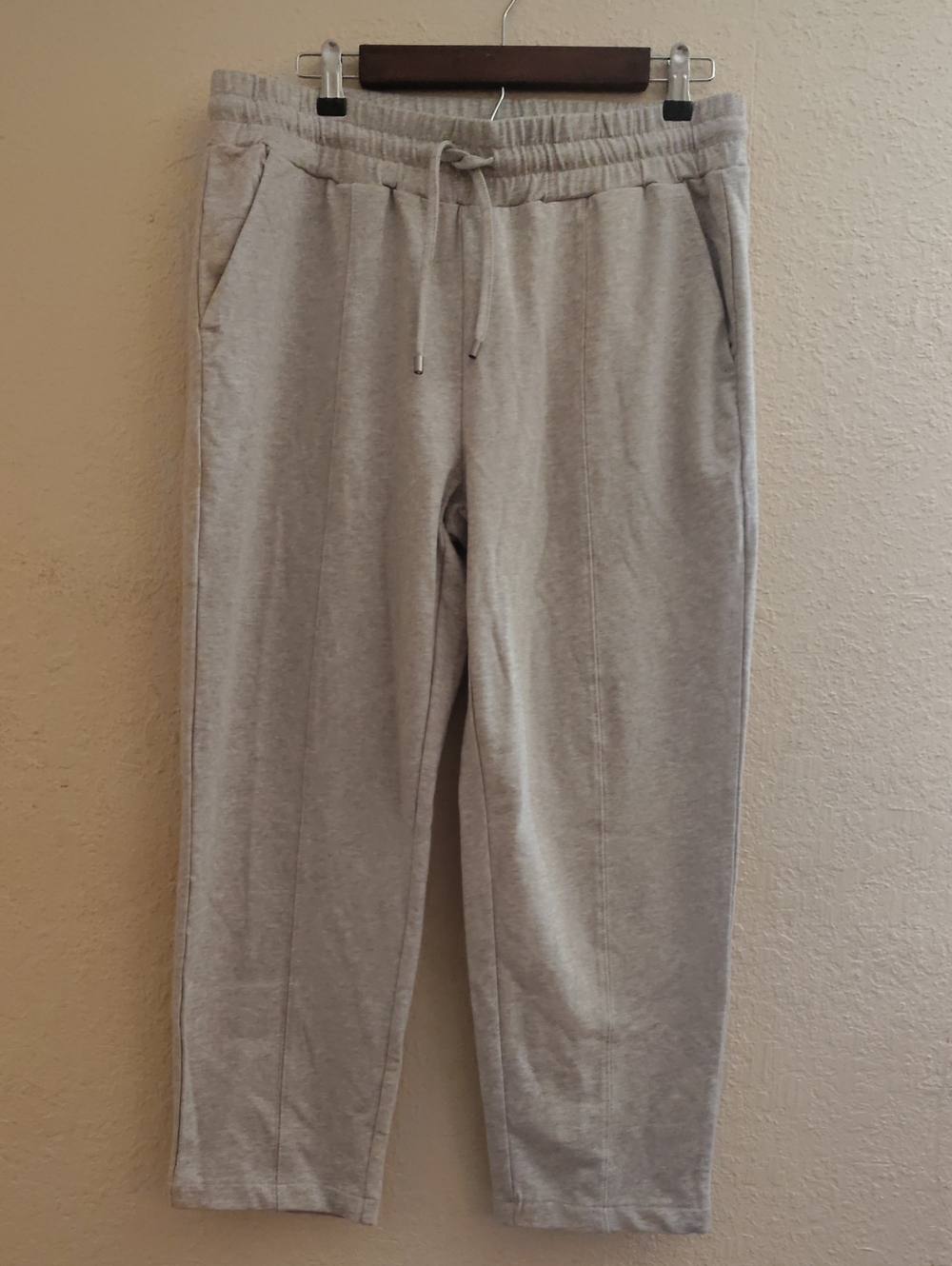 Men's MPG Light Gray Drawstring Joggers Sweatpants Size Large NWOT